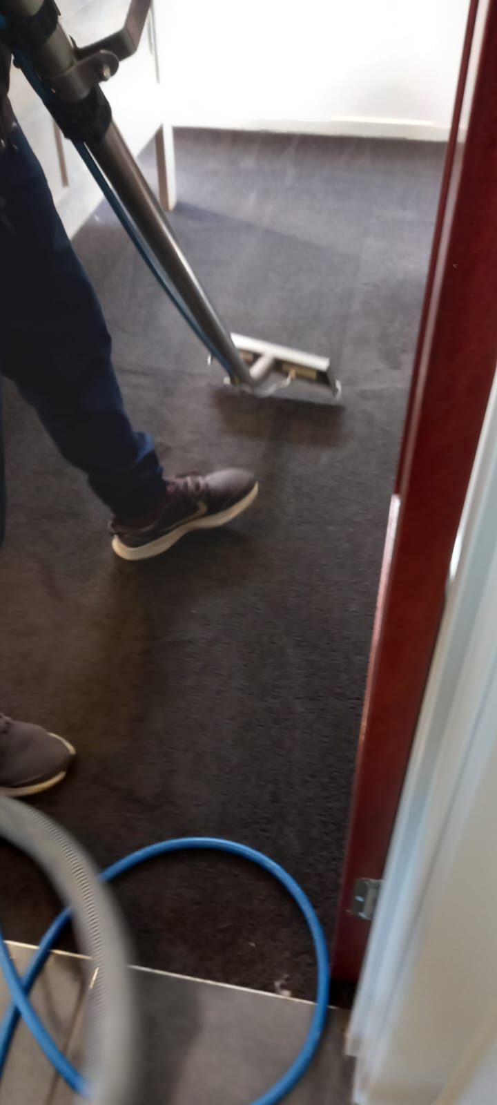 AXZ Cleaning Services business image