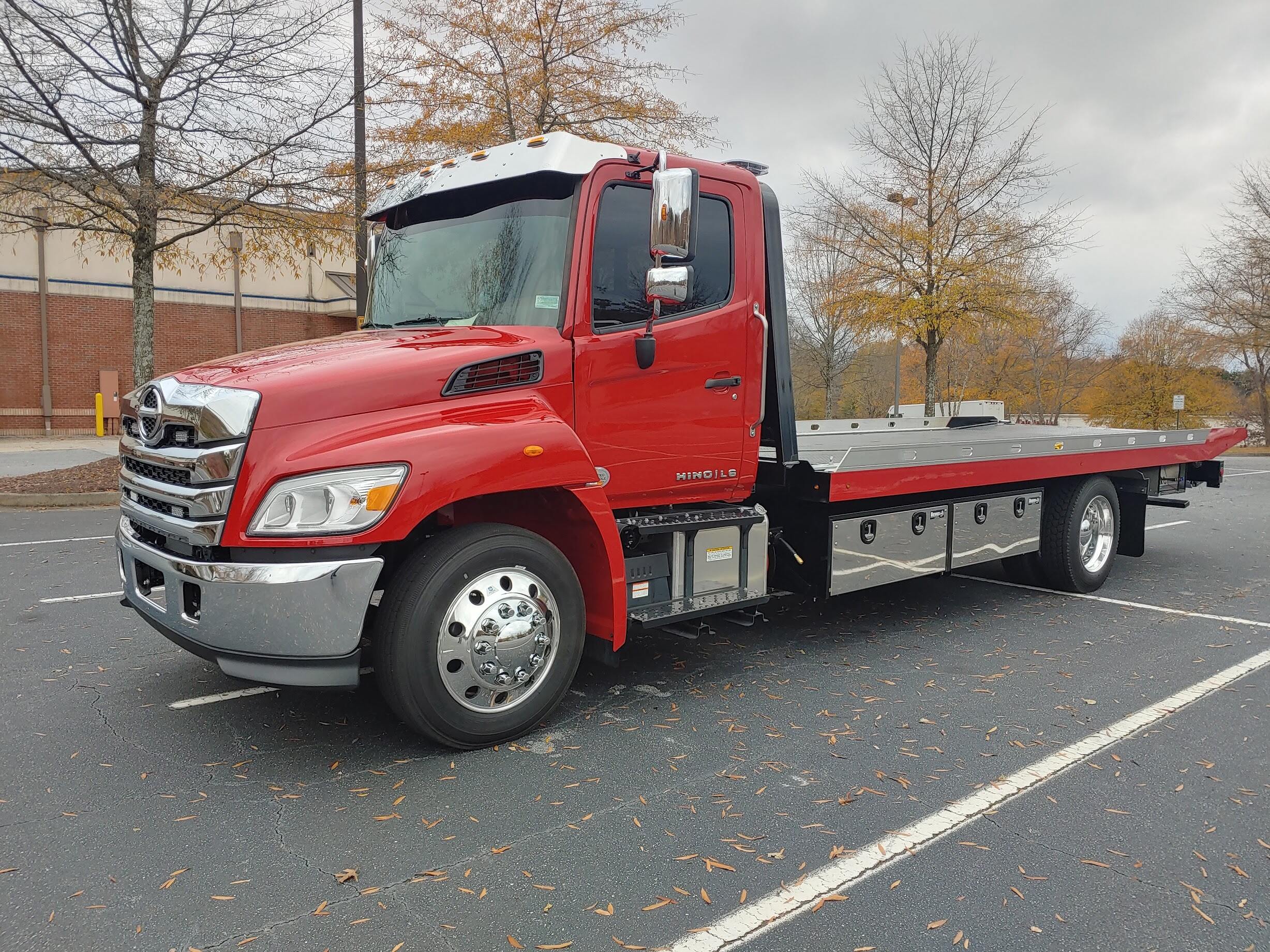 Tow Truck Service & Roadside Assistance business image