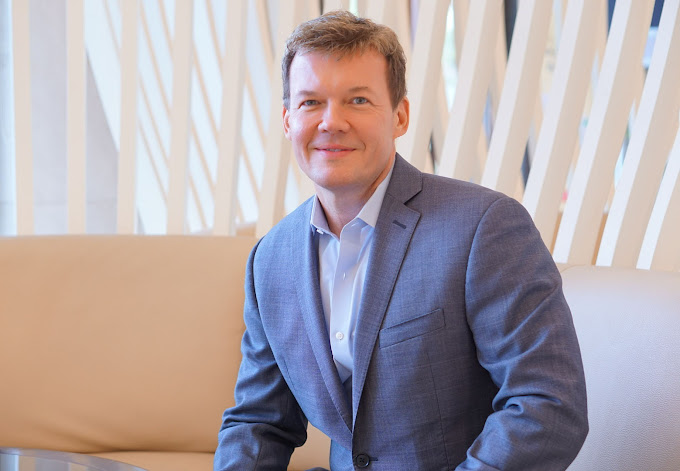 Raymond Douglas MD, PhD business image