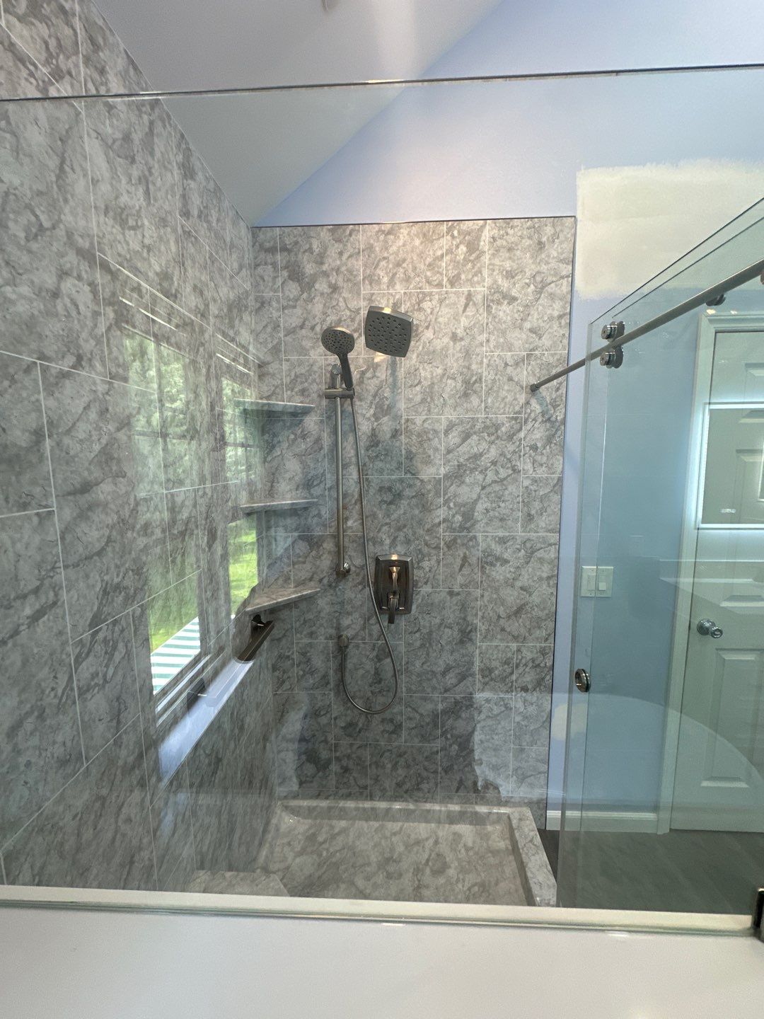 Roeland Bathrooms Plus business image