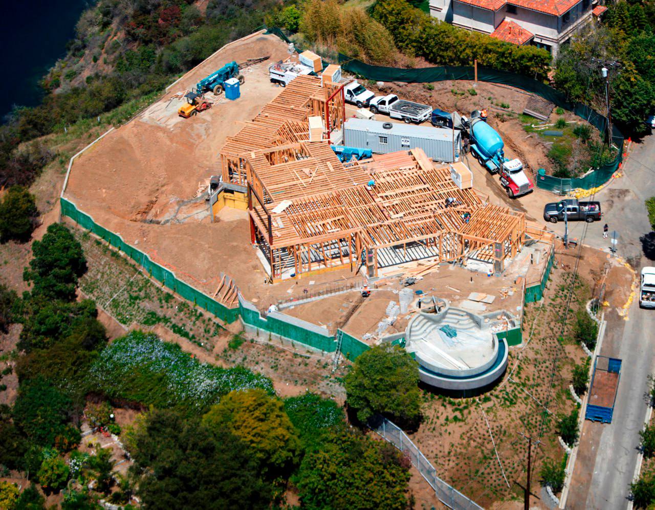Ilya Engineering business image